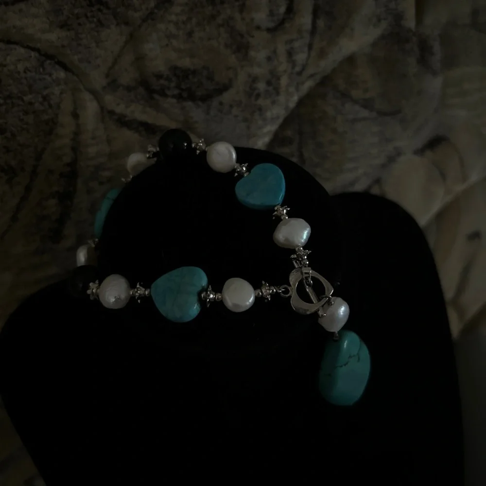 Turquoise Heart and Pearl Bracelet Necklace with Heart Clasp - Picture 2 of 8